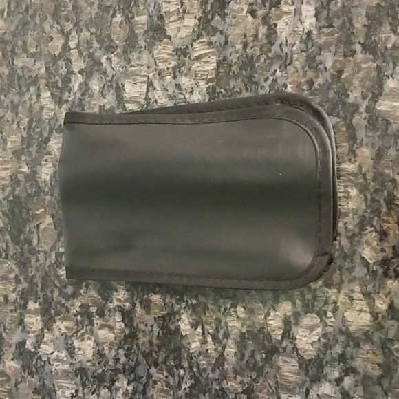 Fujifilm FinePix J10 Digital Camera - Picture 11 of 15